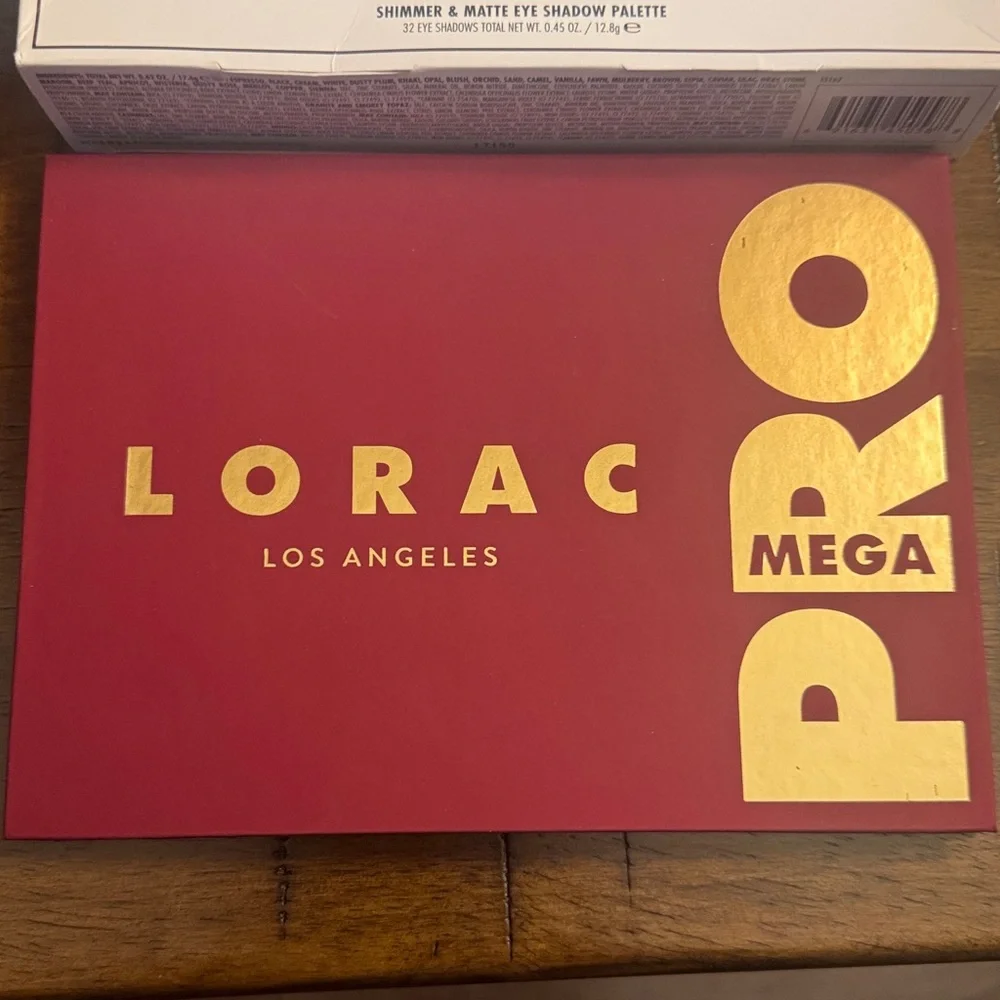 LORAC‎ Mega Pro Palette — Red & Gold Cover